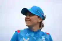 Heather Knight Steps Down as England Women’s Captain After Nine Years